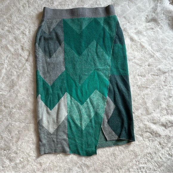Moth Anthropologie women's size S Green Gray Knit Wool Blend Pencil Skirt - Picture 3 of 8